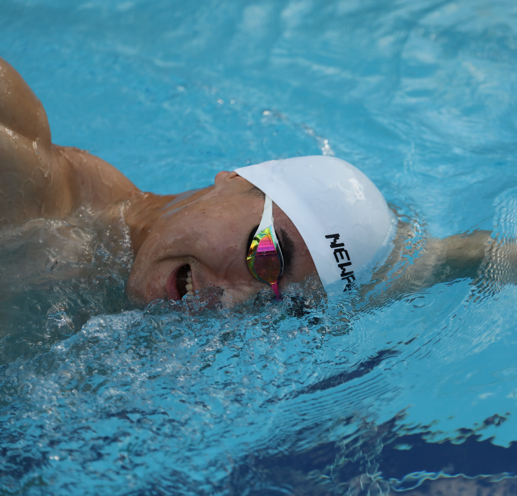 NEWPB™ 4D Soft Dome Swimming Caps (White)